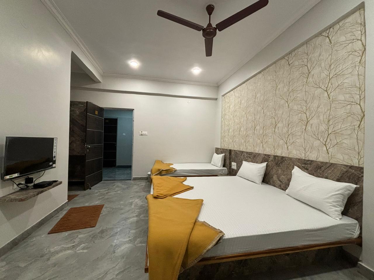 Triple Bed Non-AC Room